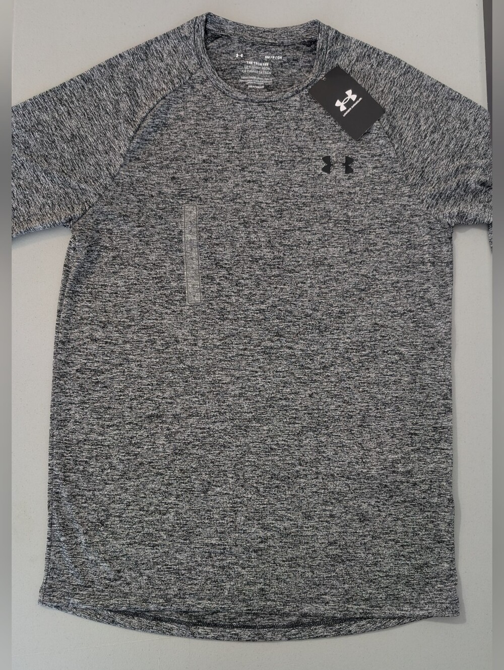 NWT Under Armour gray t-shirt, small
